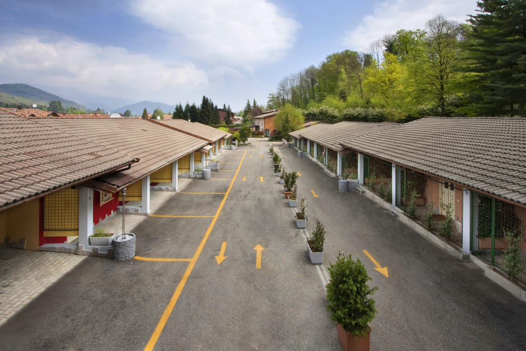 Motel-Hotel Pegaso Marzio ภายนอก รูปภาพ